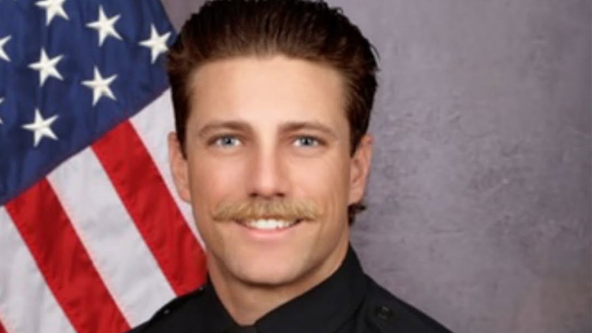 Firefighter Goes Viral Over Hunky Looks, Internet Lights Up…