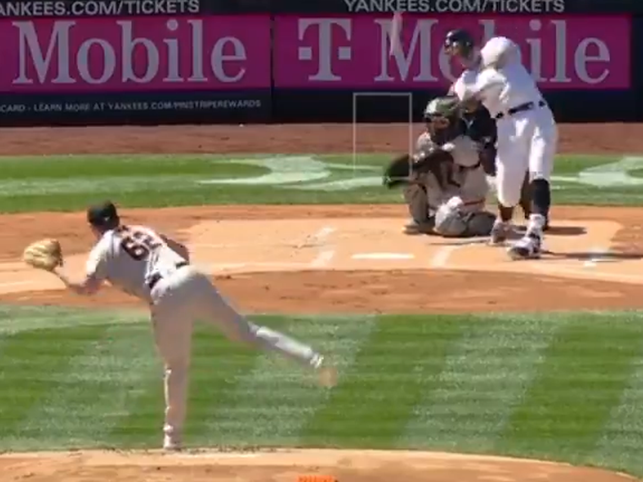 Aaron Judge Continues Home Run Barrage, Hits Dinger In 1st At-Bat