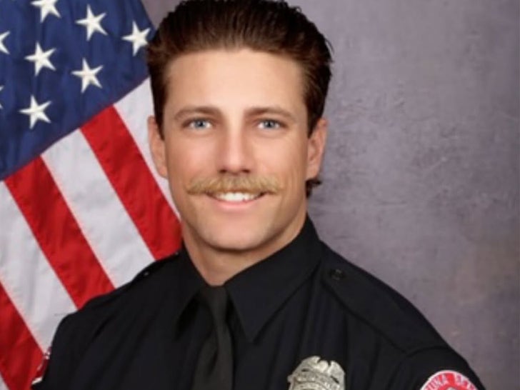 Firefighter Billy Senecal Hot Shots
