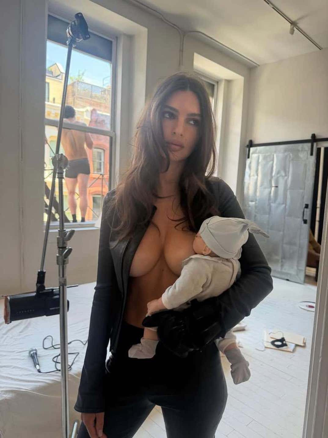 Emily Ratajkowski Topless Photoshoot Breastfeeding 6