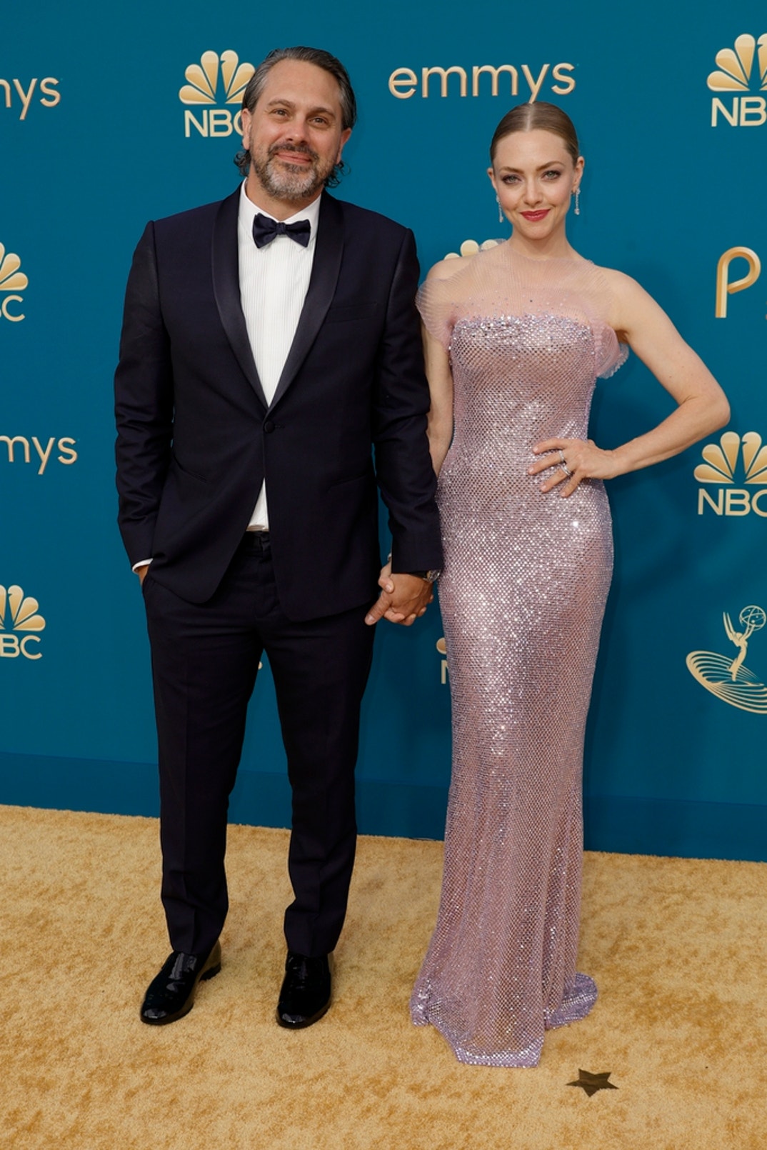 Amanda Seyfried and Thomas Sadoski Happier Times 12