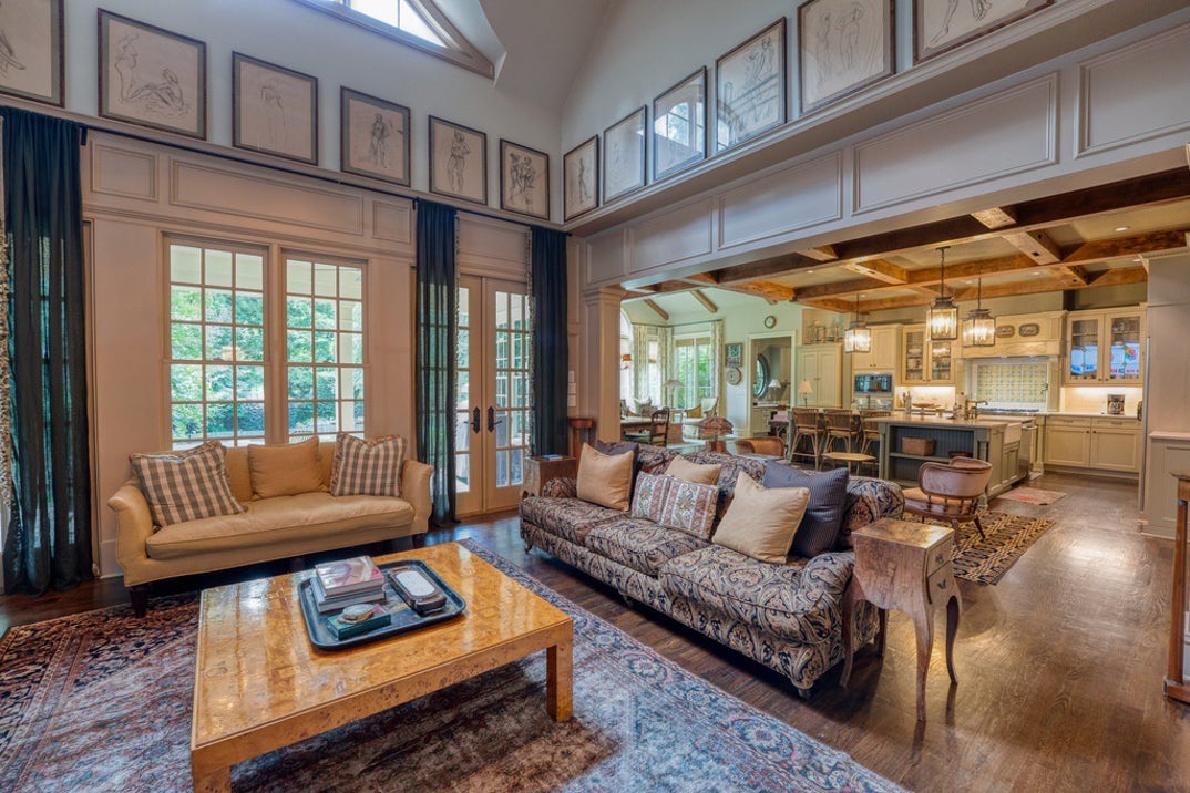 Josh Brolin Home 19
