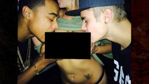 Justin Bieber -- Strippers Are Made for Sharing