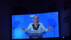 Meryl Streep Goes Into Trump Again At LGBT Gala (VIDEO)