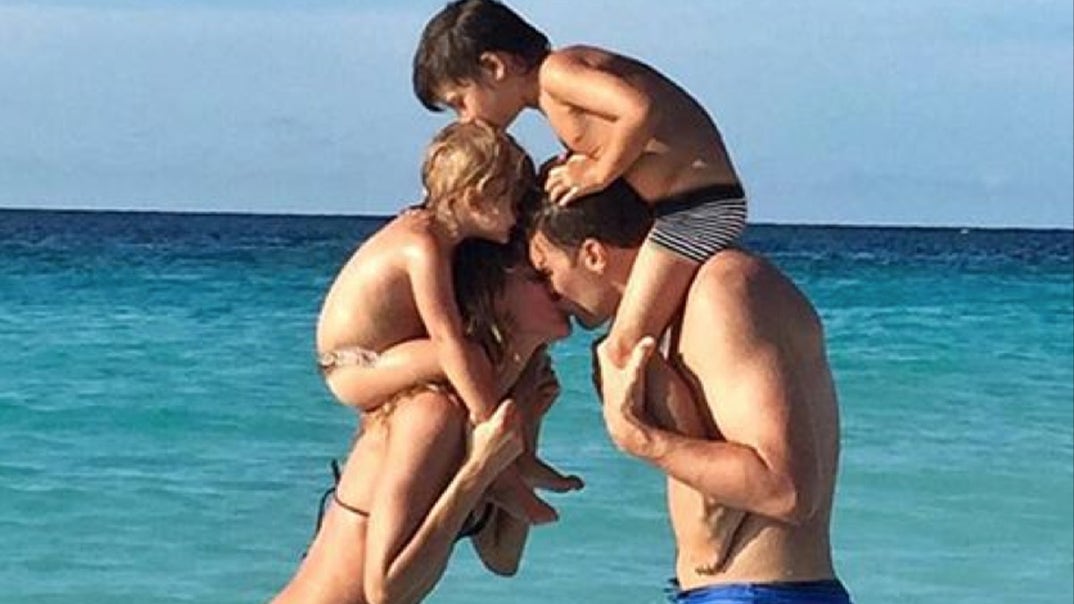 0805-Tom-Brady-Gisele-Bundchen-Family-Photos-PRIMARY