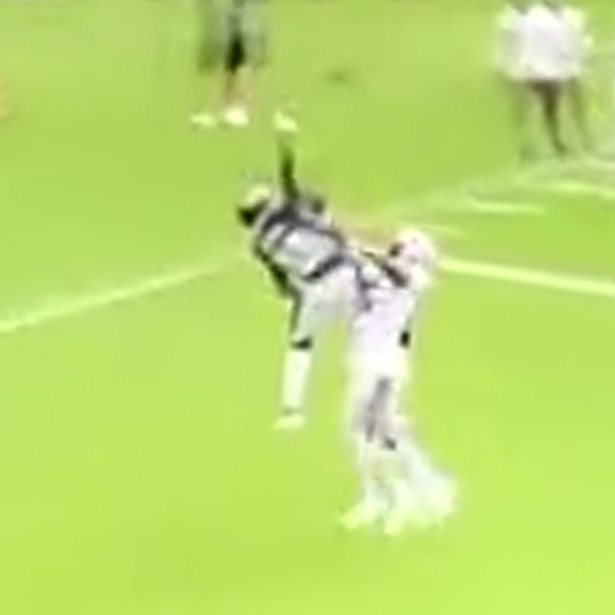 Watch: Justin Jefferson makes insane one-handed catch