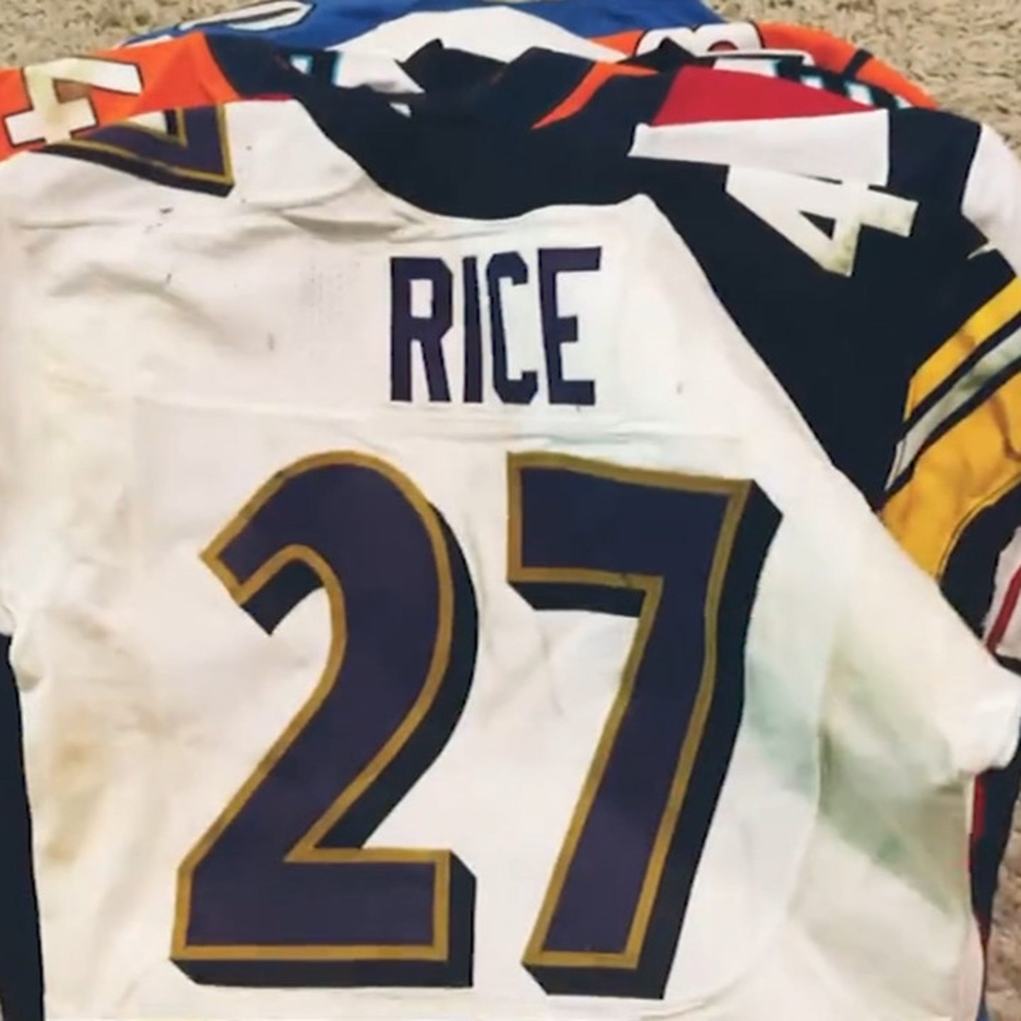 Thousands line up to exchange Ray Rice jerseys - NBC Sports