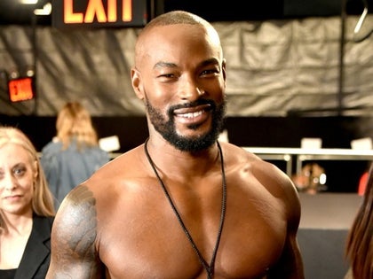 tyson_beckford_nyfw01