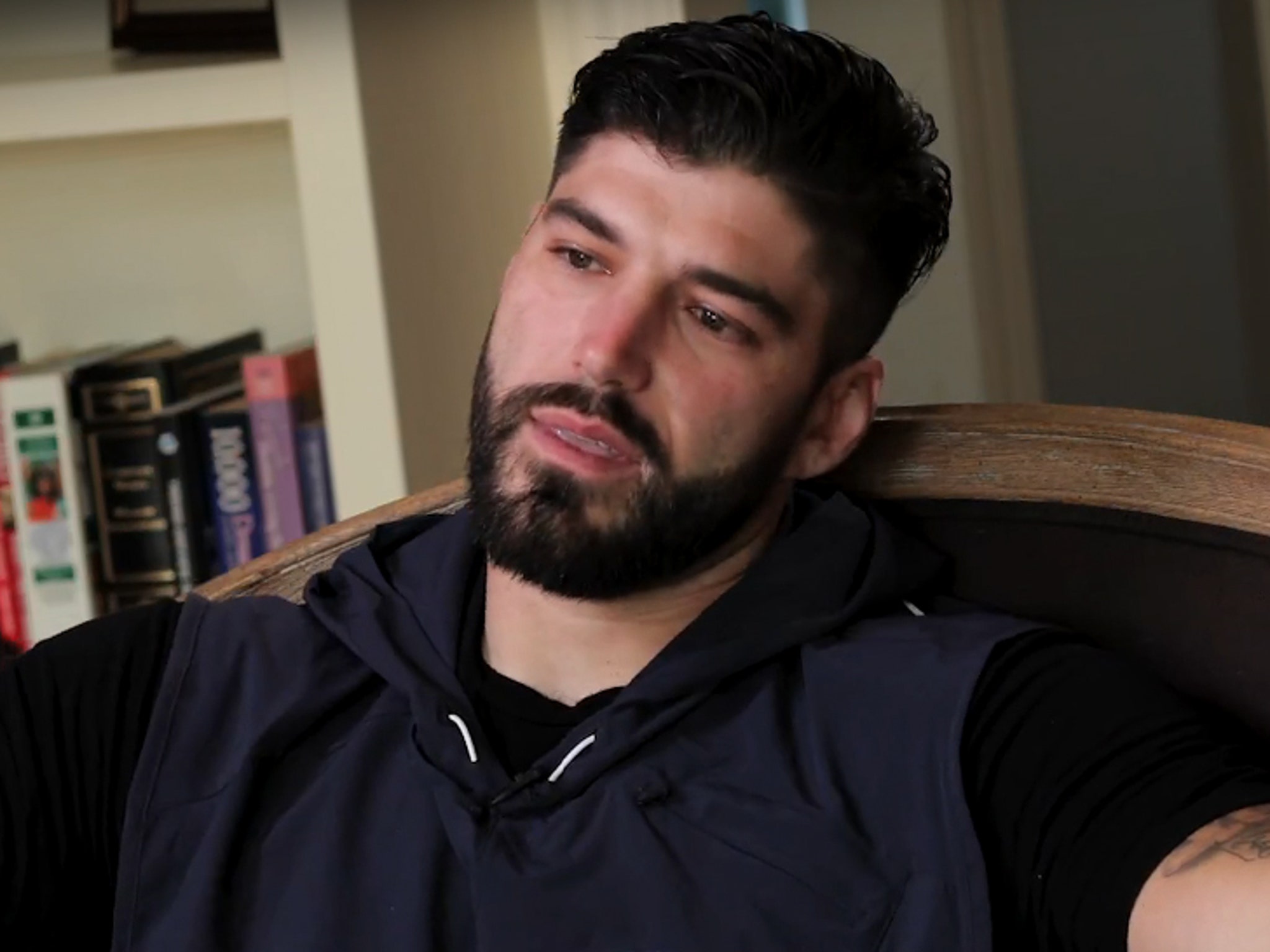 Bears tight end Zach Miller opens up about brutal injury: 'Save my