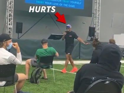 081820-jalen-hurts-primary