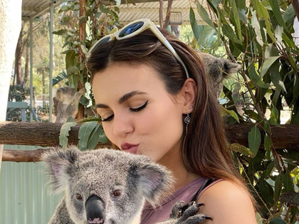 1006-Victoria-Justice-Australia-Adventures-Photos6