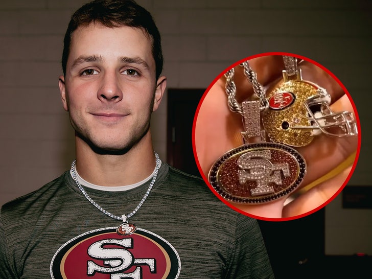 San Francisco 49ers Tailgate & Party Supplies | Oriental Trading