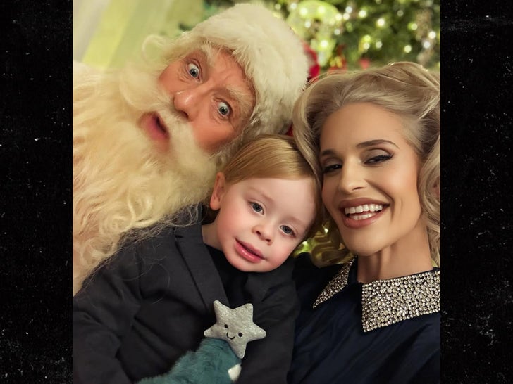 1215-Stars-With-Santa-Sub2