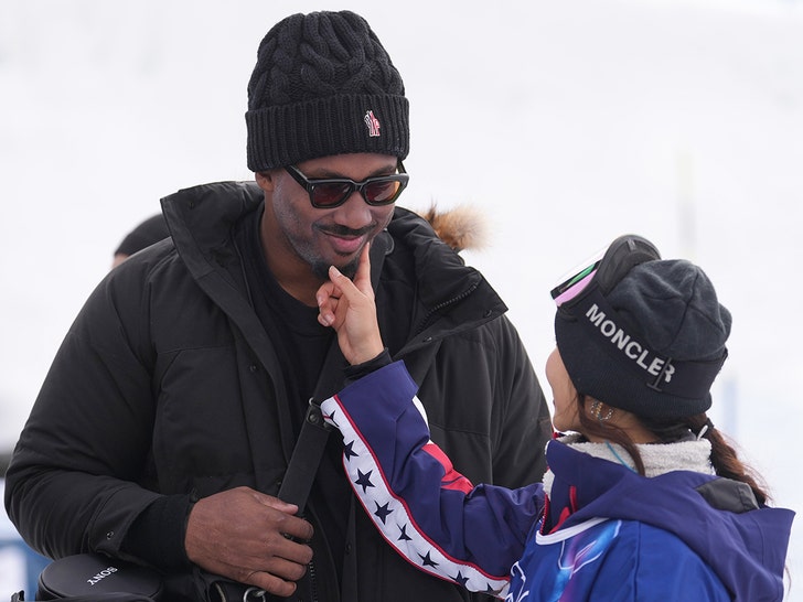 Chloe-Kim-and-Myles-Garrett-ap-2