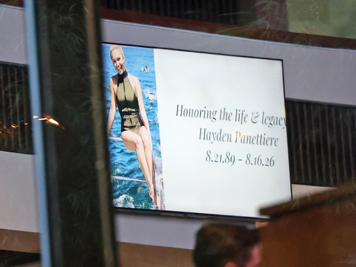 Hayden-Panettiere-backgrid-1