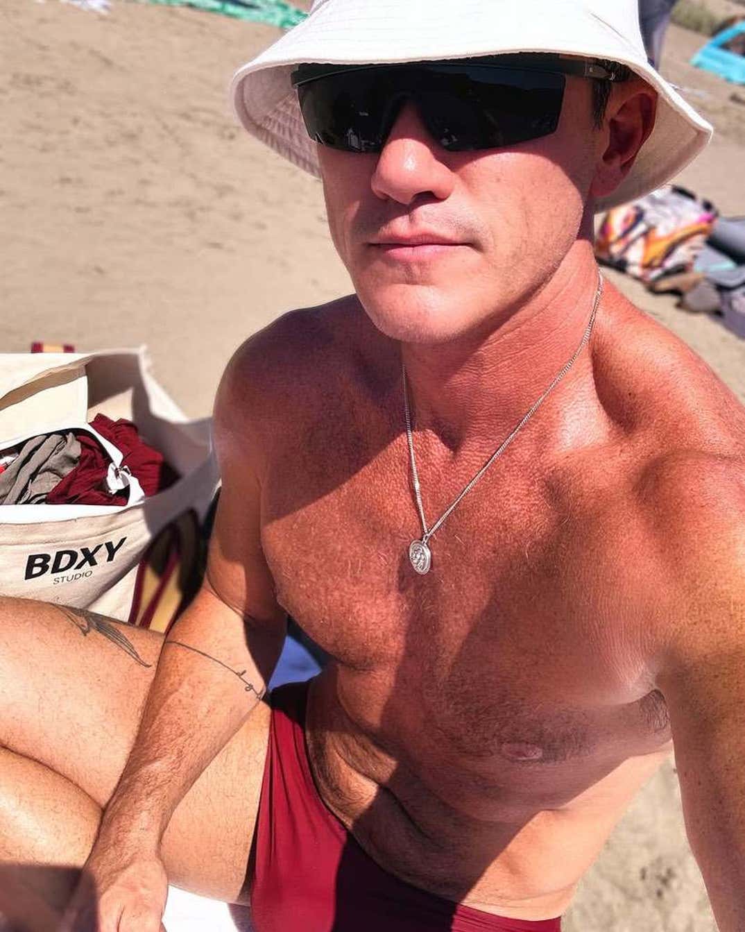 Luke Evans Shirtless Shots 8