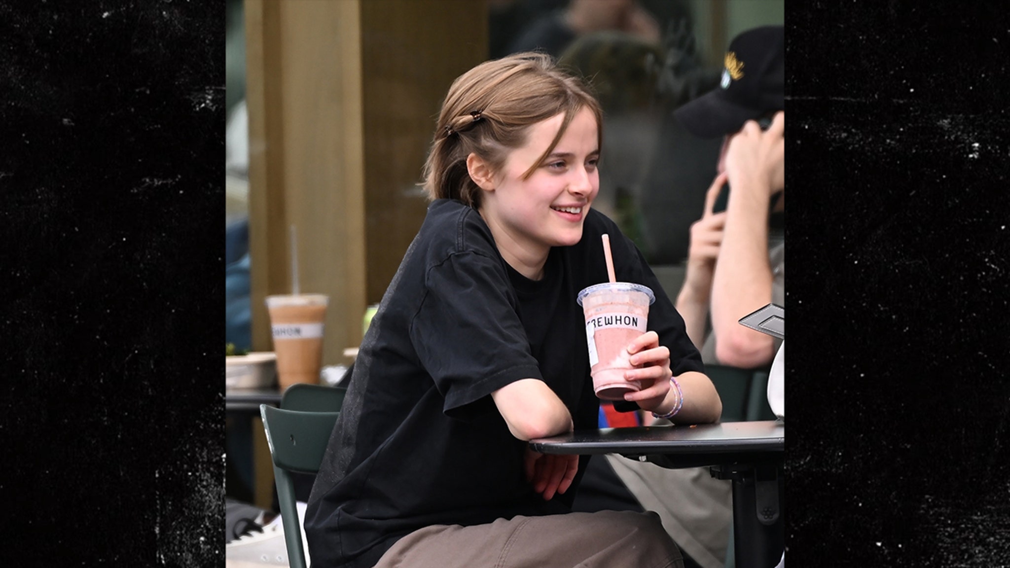 Vivienne Jolie-Pitt: Erewhon Chill, No Family Drama!
