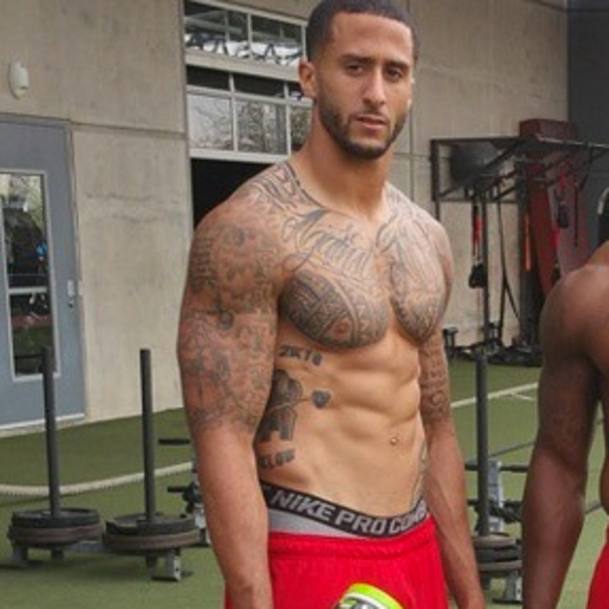 Colin kaepernick shirtless