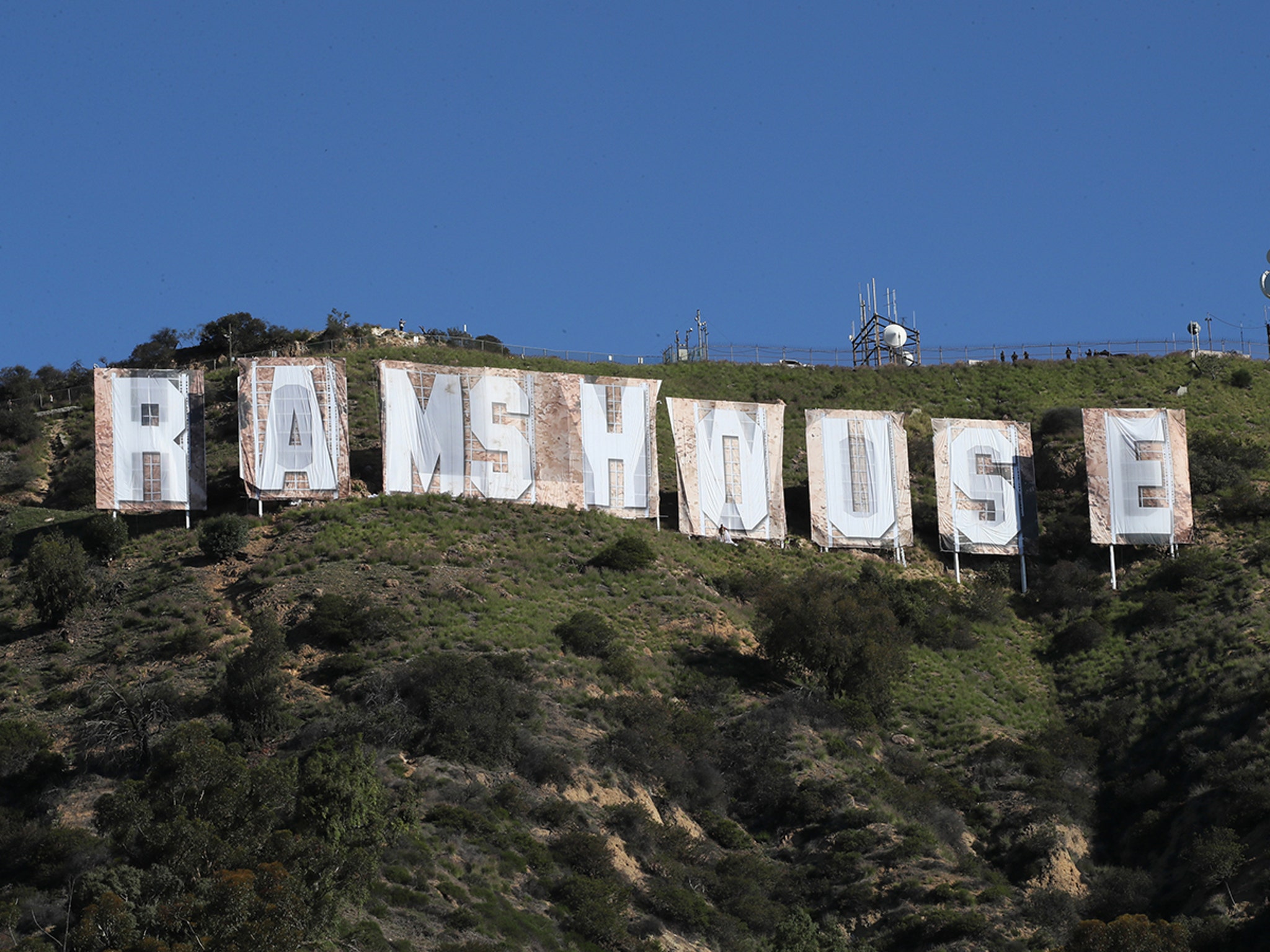 rams house hollywood sign