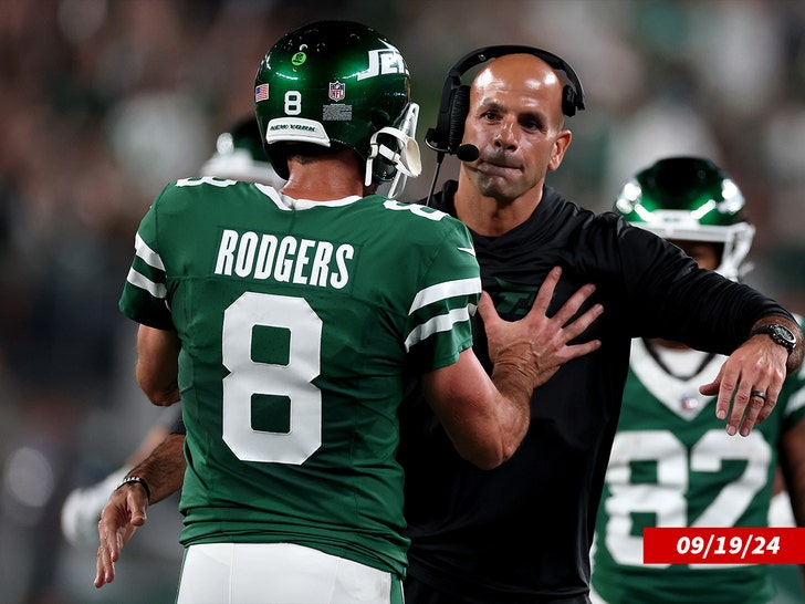 Aaron Rodgers e Robert Saleh Getty 1