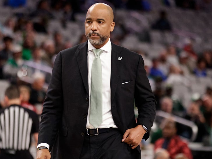 Univ. of South Florida Men’s Basketball Coach Amir Abdur-Rahim Dead At 43