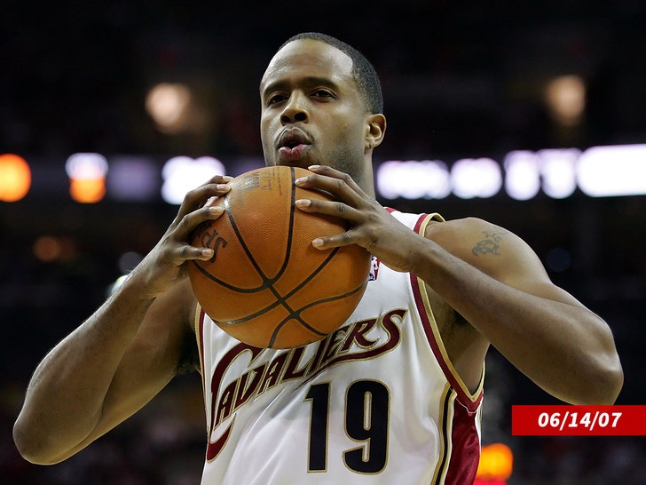 damon-jones-sub-getty-1