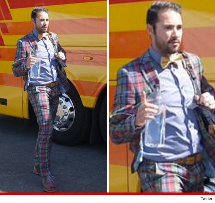 L.A. Dodgers Star Andre Ethier to Craig Sager: I See Your Ugly Suit  AND  RAISE YOU!!