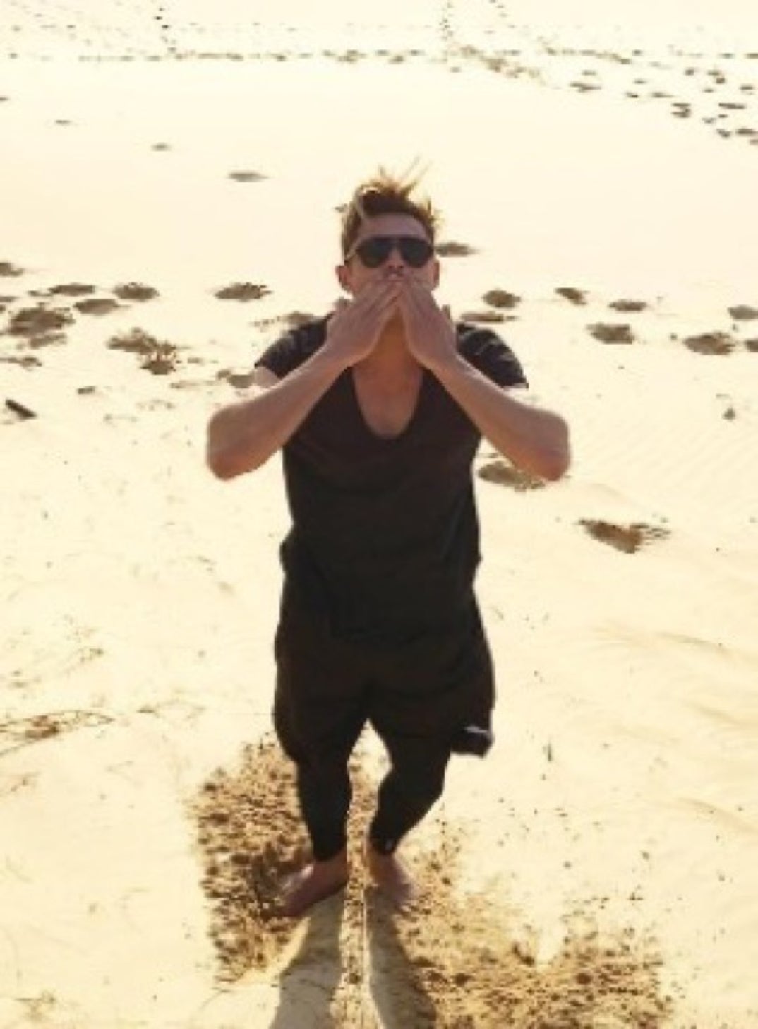 0417_zac_efron_hot_02