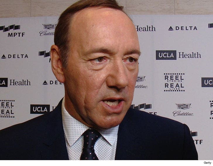 Kevin Spacey S Sex Crimes Case Under Review By L A District Attorney