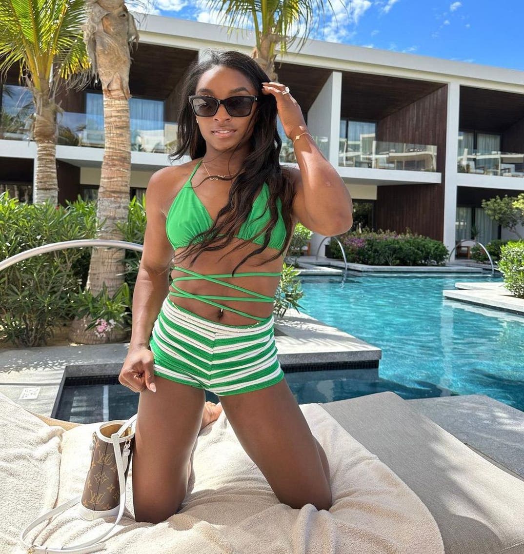 0313 Simone Biles Hot Shots 23