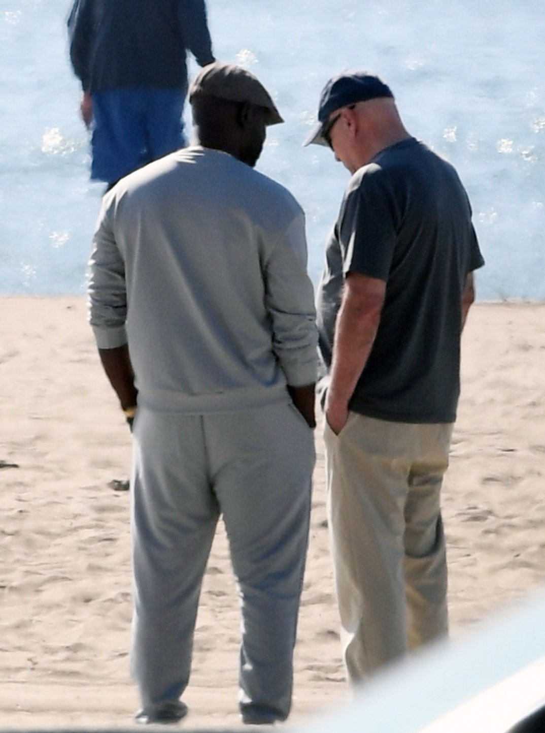 Bruce Willis Beach Walk 0