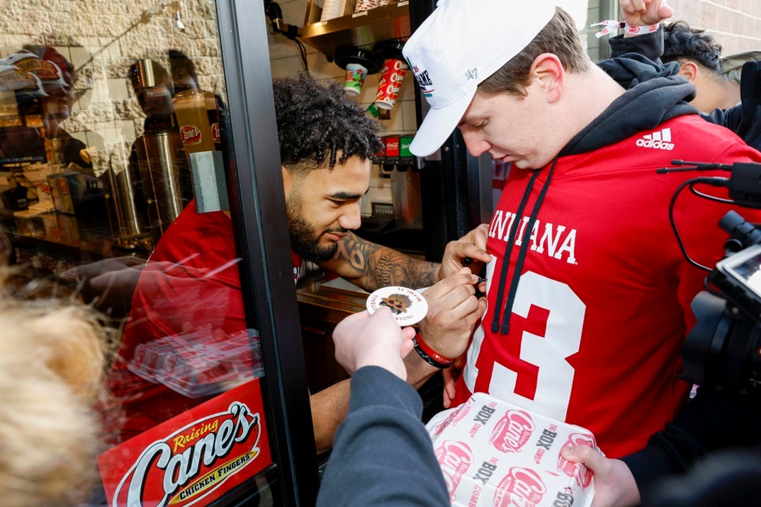 Elijah Sarratt D'Angelo Ponds Jamari Sharpe At Raising Cane's 5