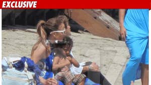 JLo Declares Independence from Hubby on 4th