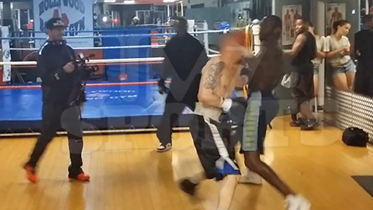 Champion Deontay Wilder OUT Internet Troll ... IN REAL LIFE Video]