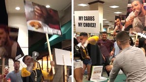 'Jersey Shore' Star Vinny's Keto Cookbook Signing Crashed by Pauly D