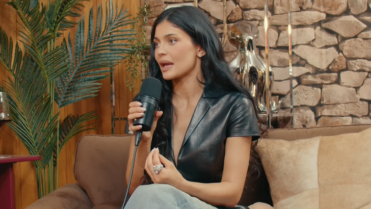 051426 kylie jenner kal