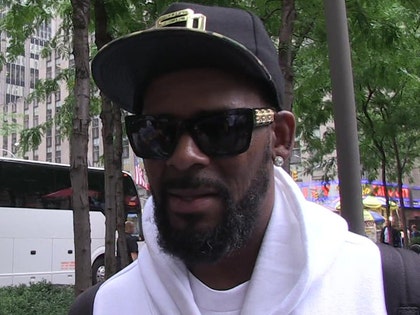 0903-r-kelly-tmz-1