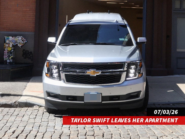 main-taylor-swift-car-reuters-1