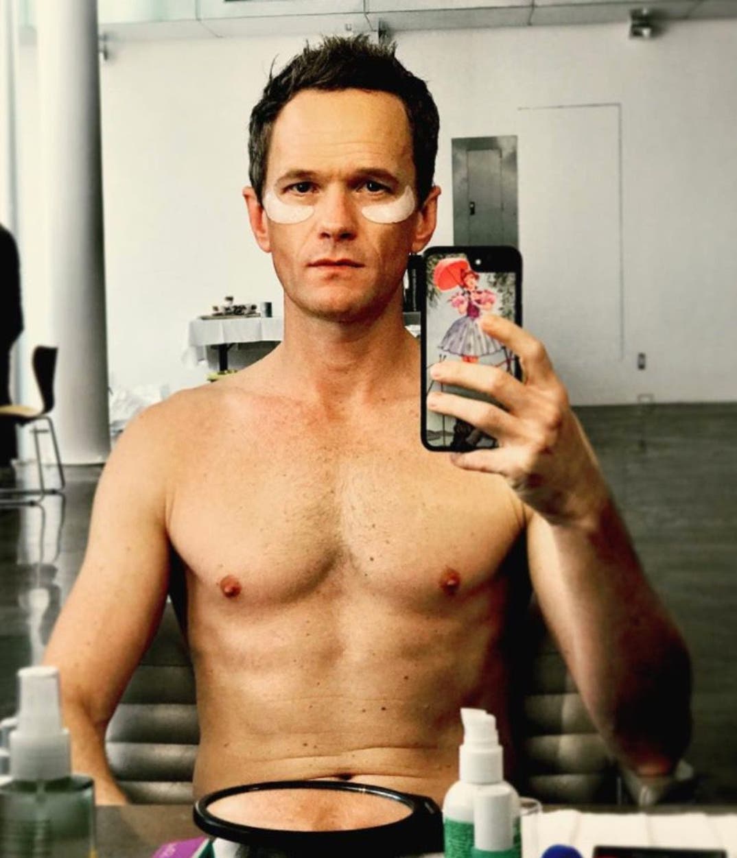 Patrick J Adams Torse Nu When Does Patrick J. Adams Return To 'Suits'
