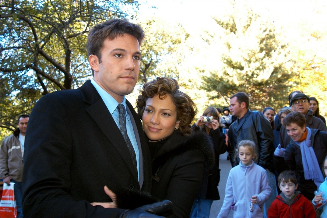 Jennifer Lopez and Ben Affleck Together Photos 9