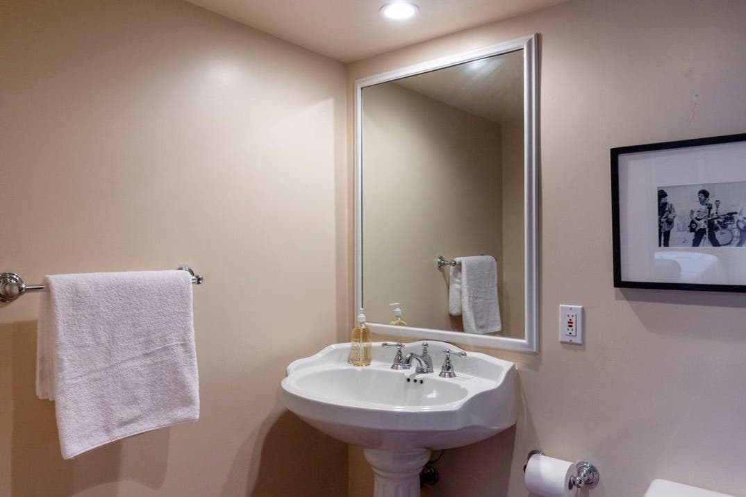 Tom Petty Malibu Home For Sale 26