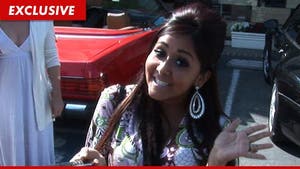 Pregnant Snooki -- Gunning for Mother of the Year