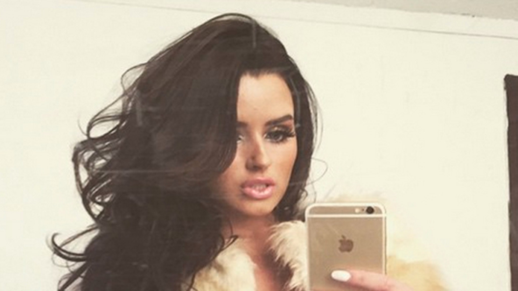 Abigail Ratchford S Sexy Snapshots