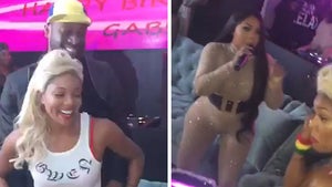Lil' Kim Performs at Gabrielle Union's '90s-Themed Birthday Party