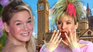 Renée Zellweger statue in london bridget jones getty everett collection 1