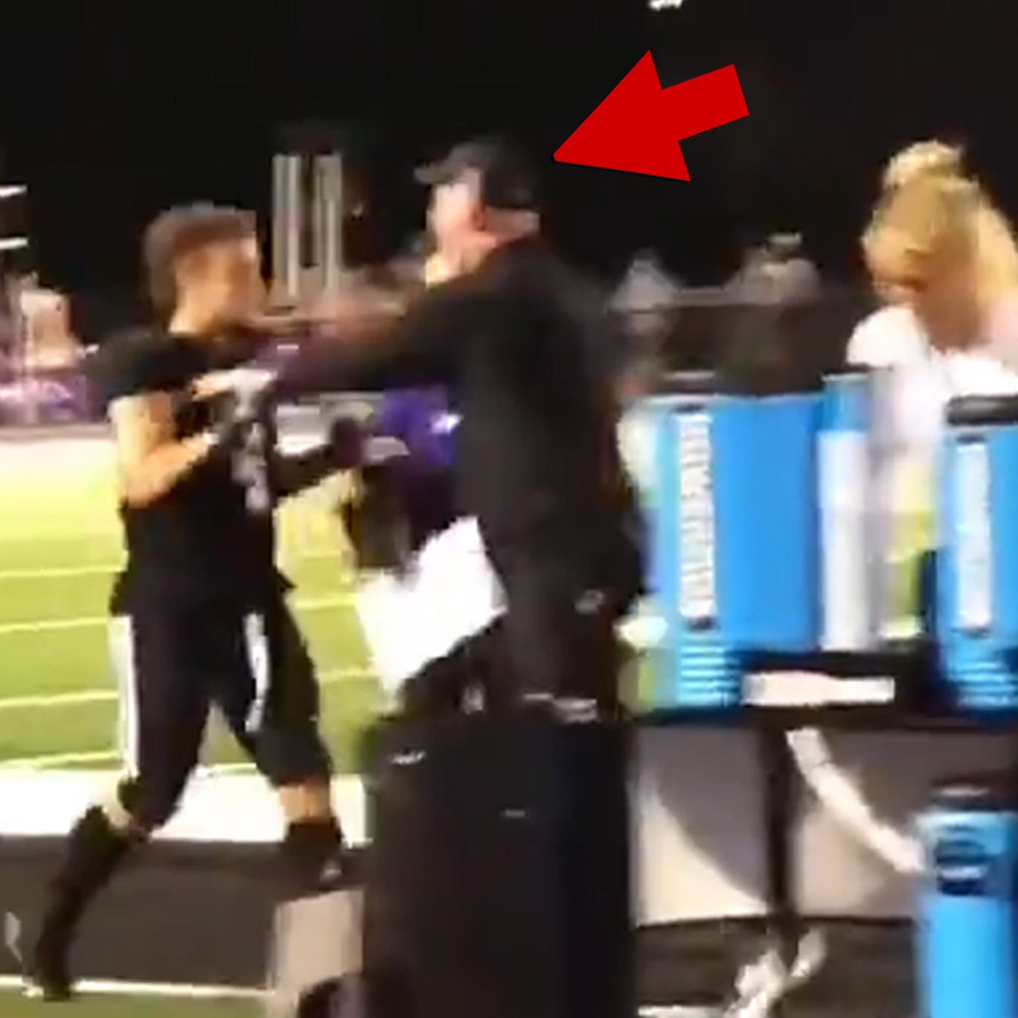 Trent Dilfer in hot water for shoving and screaming at high school player :  r/buccaneers