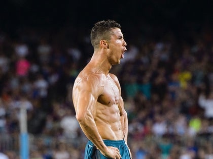 cristiano ronaldo shirtless ref push photos-05