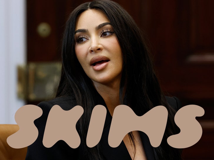 MAIN kim kardashian skims