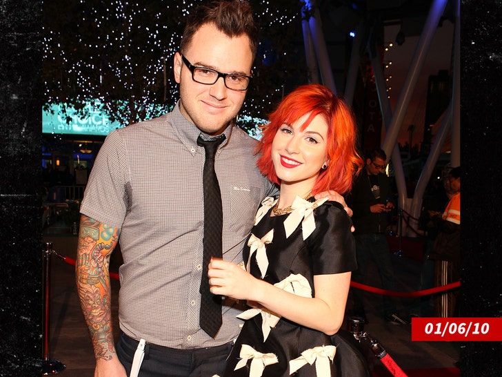 hayley williams and Chad Gilbert getty sub