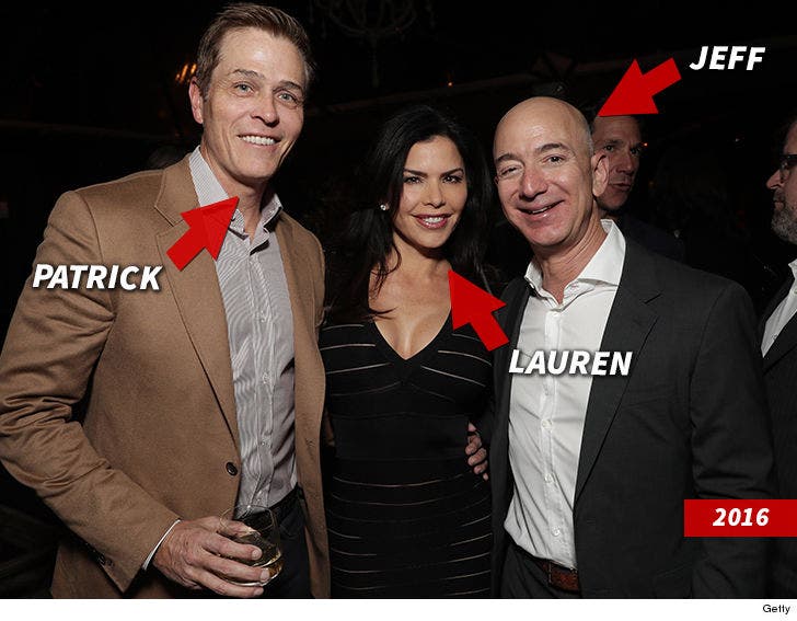 Jeff Bezos' New Chick's Ex Patrick Whitesell Is All Smiles :: 0109-patrick-whitesell-lauren-sanchez-jeff-bezos-getty-10